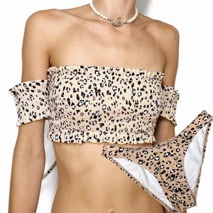 Size M leopard bikini